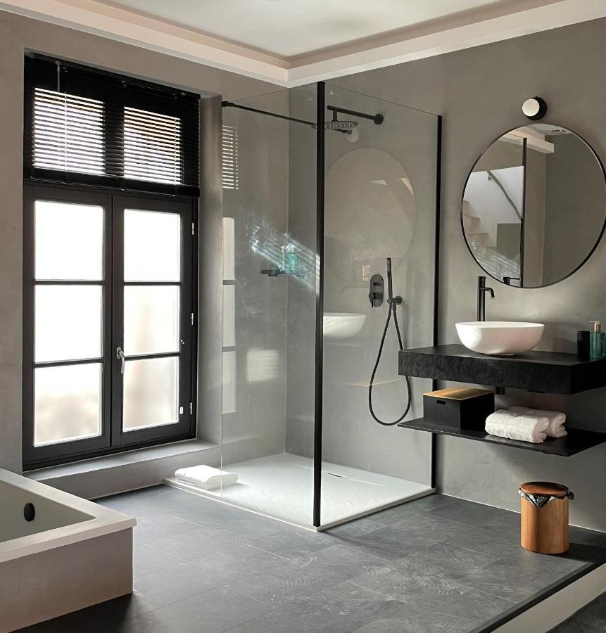 Ennea - Jacuzzi & Luxury Suites (Adults Only) Perpignan Exterior foto